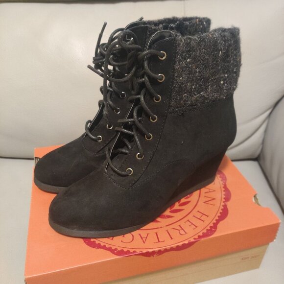 So Women's Backpack Black Wedge Comfort Lace Up Ankle Boots Size 9.5 - Picture 1 of 6